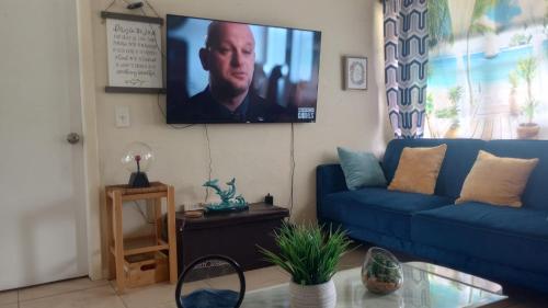 Zen Hostel - Women Only Dorm - Men Only Dorm - Under New Management in Deerfield Beach (FL)