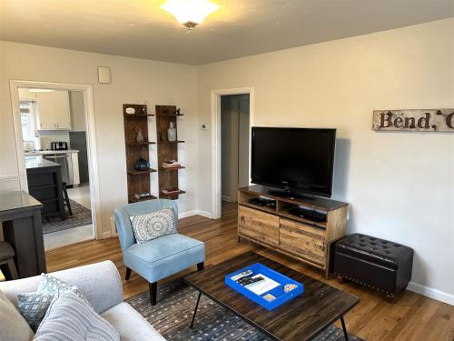 Bluebird Day - Hill Street Beauty