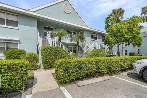 Pipers Pointe Bed2 Bath Condo