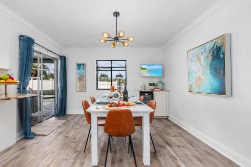 Sandy Haven explore, beach, pool, wine and dine