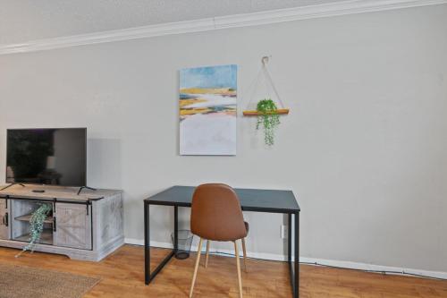 Mins to Downtown - Stunning Austin Haven - Pool Mins to Downtown - Stunning Austin Haven - Pool