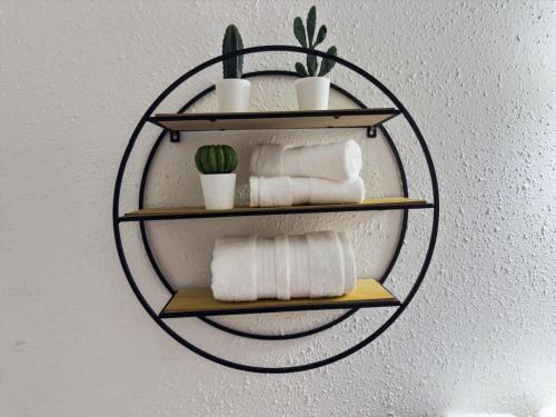 Mins to Downtown - Stunning Austin Haven - Pool Mins to Downtown - Stunning Austin Haven - Pool