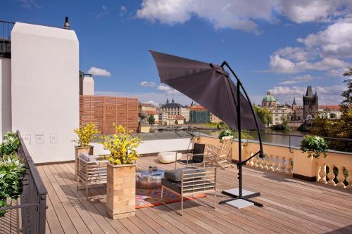 Residence Charles Bridge 4