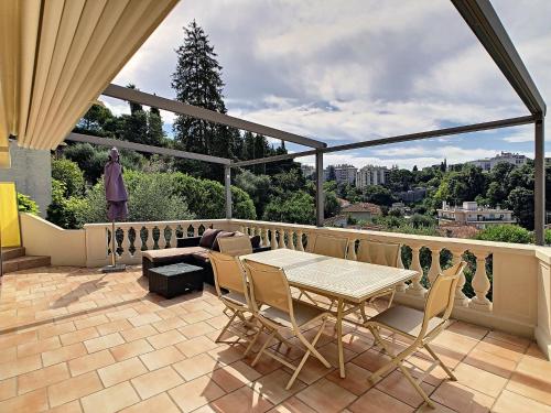 Villa Paradiso, logement avec piscine, Nice Nord, Nicea (zdjęcie 4)