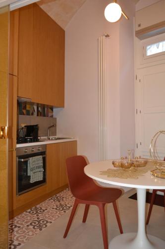 LOVELY & CHIC Rooms nei Sassi 1