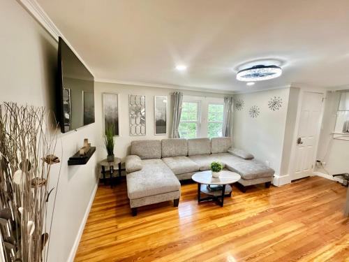 3 bedrooms, 5 beds