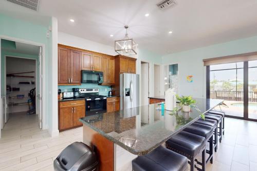 Bowline Oasis in Bokeelia