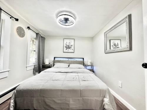 Town & Country Andover, NJ Area Apt- 2nd FL in Andover Township (NJ)