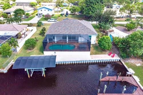 Bowline Oasis in Bokeelia