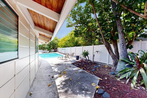 He'eia Haven Retreat - Units A & B