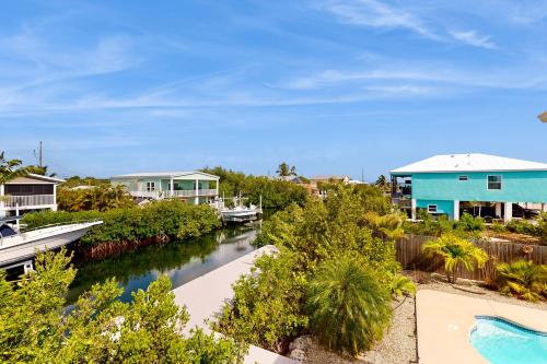 Salty Air Retreat in ลิตเติล ทอช คีย์ (FL)