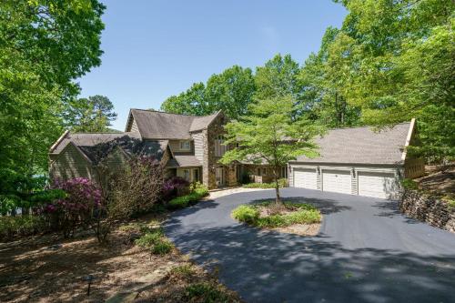 Lakeside Paradise - Luxury by the lake in Afton, USA