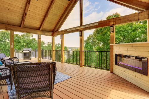 TheView on Lake Lanier with Boat Dock! in Gainesville, Vereinigte Staaten von Amerika