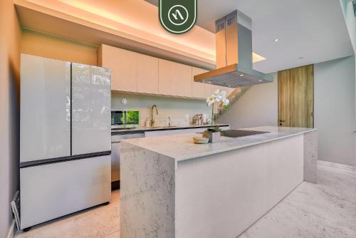 4BR Condo with Private Patio - Near to the Beach in Bucerías, Mexico