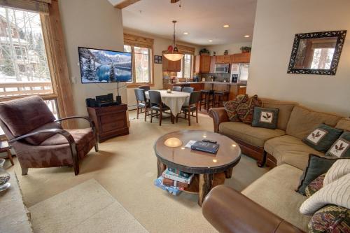 Three-Bedroom Townhouse
