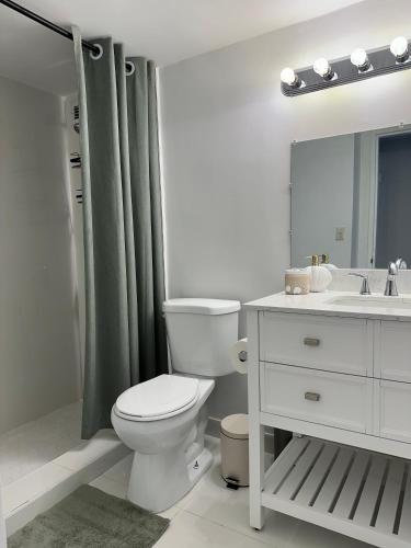 Pavilion Beach Front Apartment with Balcony in Miami Beach, USA