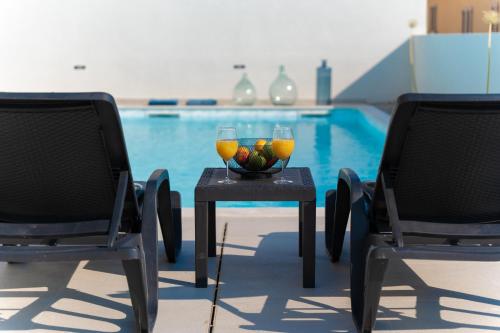 Villa Mia with Heated Pool Villa Mia with Heated Pool