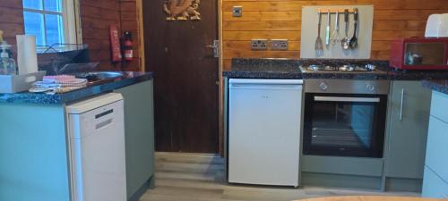 kuhinja, Bryn Dinas Camping Pods at the foot of Mt Snowdon in Plas Gwynant
