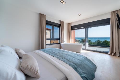 Villa Mia with Heated Pool Villa Mia with Heated Pool