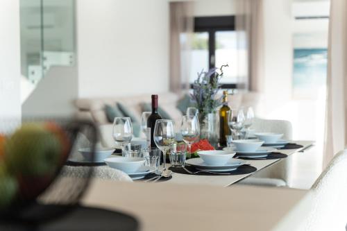 Villa Mia with Heated Pool Villa Mia with Heated Pool