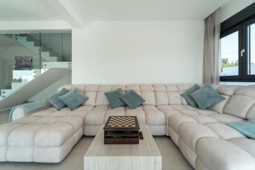 Villa Mia with Heated Pool Villa Mia with Heated Pool