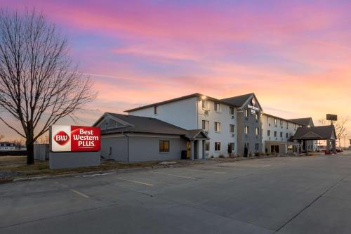 Best Western Plus Altoona Inn - image 6