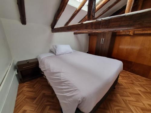 La Casa de Laura - Plaza