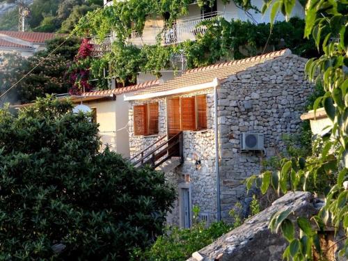 Holiday house with a parking space Borje Peljesac - 12507