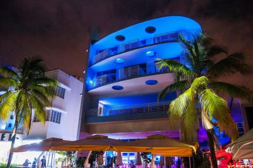 Congress Suites at the Strand - image 3