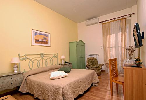 1 queen bed