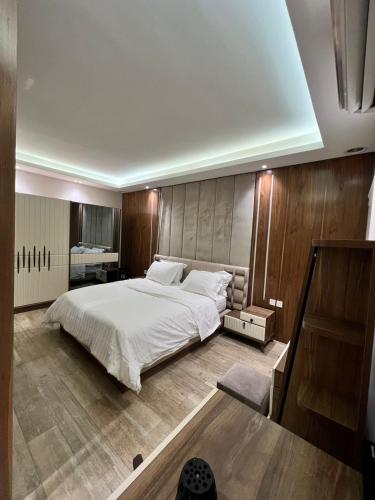 شالية مودرن ومسبح تدفئة (شالية مودرن ومسبح تدفئة) in Al Wuroud