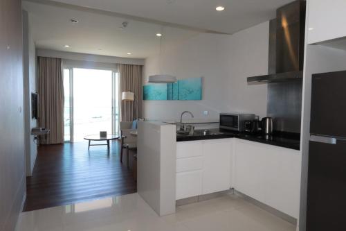 VERANDA RESIDENCE -by Noah photo 4