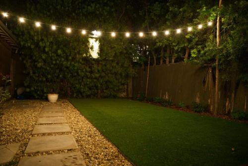 Cozy 3 Bedroom Hollywood Home- Quick Walk To All Tourist Spots!