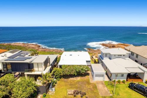 Oceans Edge Retreat in Anna Bay