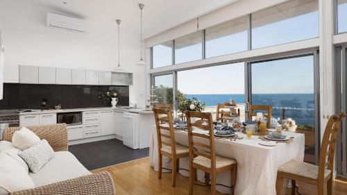 Oceans Edge Retreat in Anna Bay