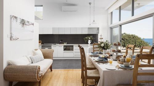 Oceans Edge Retreat in Anna Bay