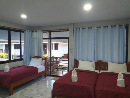 หาดทรายขาวรีสอร์ท หาดทรายขาวรีสอร์ท