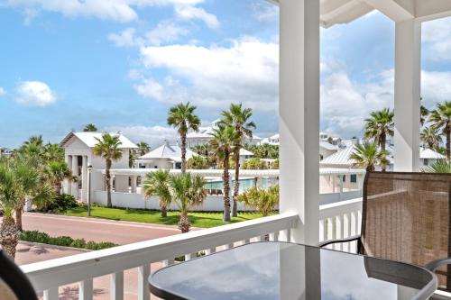 Four-Bedroom Holiday Home image 9