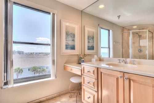 Two-Bedroom Apartment image 10