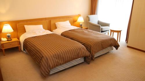 Standard Double Suite