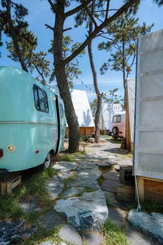 The Moving Caravan - Фото 4
