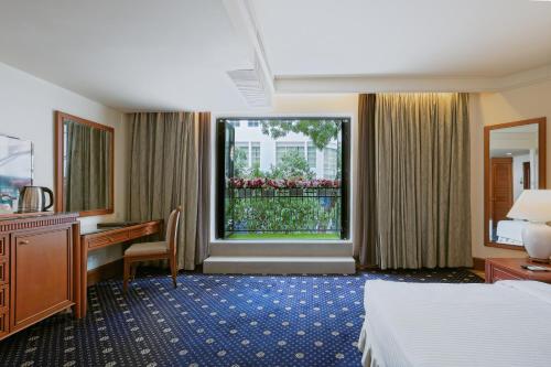 room detail thumbnail 1