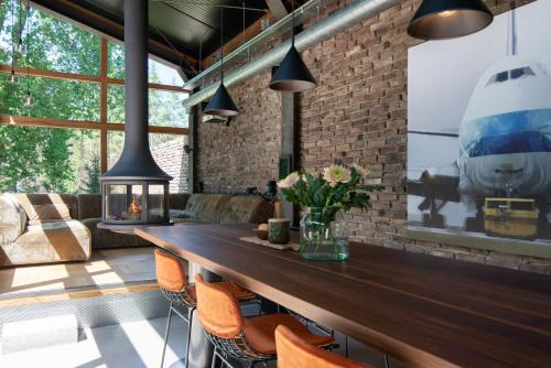 The Pool House - Gorssel in เฟอร์สไพรเดอ เฮาเชน กอร์เซล