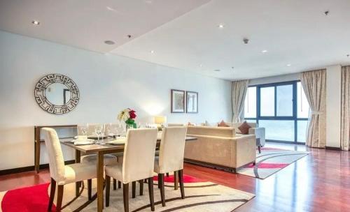 Luxury Holiday Home, Spacious 1 bedroom, Burj Alarab full ocean view, located in Anantara the palm, Palm Jumeirah, Dubai, Dubai (photo 7)