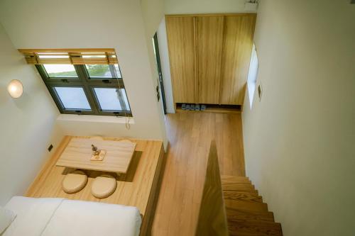Family Room with Mountain View image 7