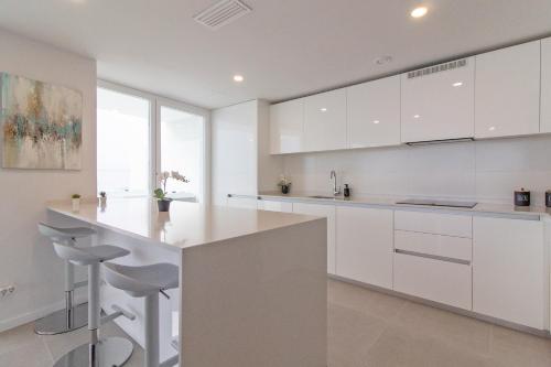 Global Vacacional, Nuevo apartamento con piscina privada y terraza con vistas al mar, Canet de Berenguer (fotografie 10)