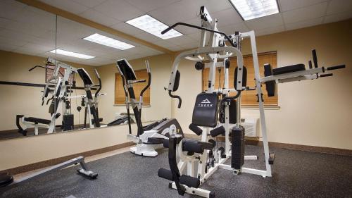 Best Western Plus Graham Inn - image 13
