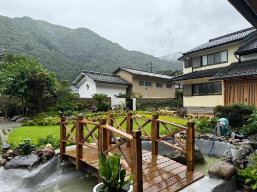 ทัศนียภาพ, 八瀬の宿 鹿鳴荘 in เกียวโต