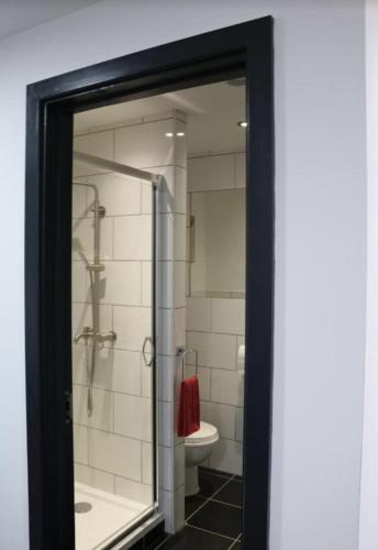 1 Bed Flat - Sleeps 2 - Parking - Balcony - Wifi, Nottingham (photo 7)