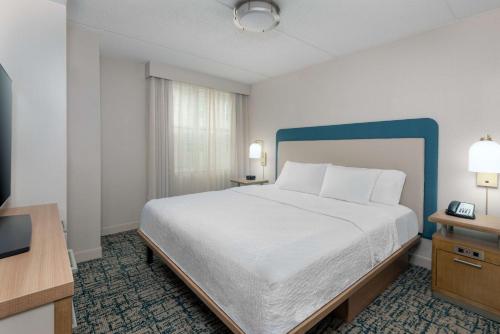 2 bedrooms, 4 beds